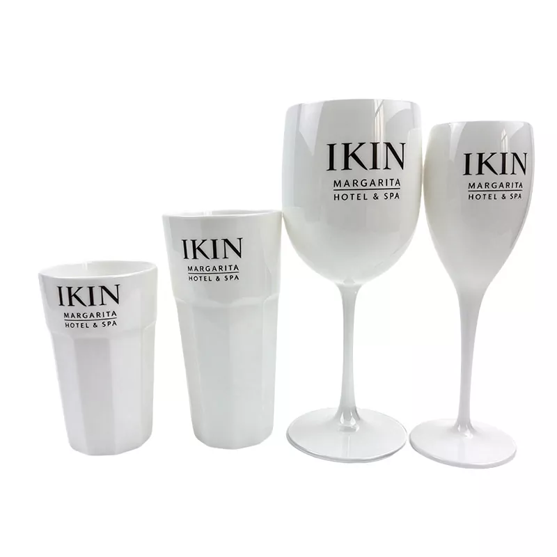 Reusable Half Pint Plastic Glasses